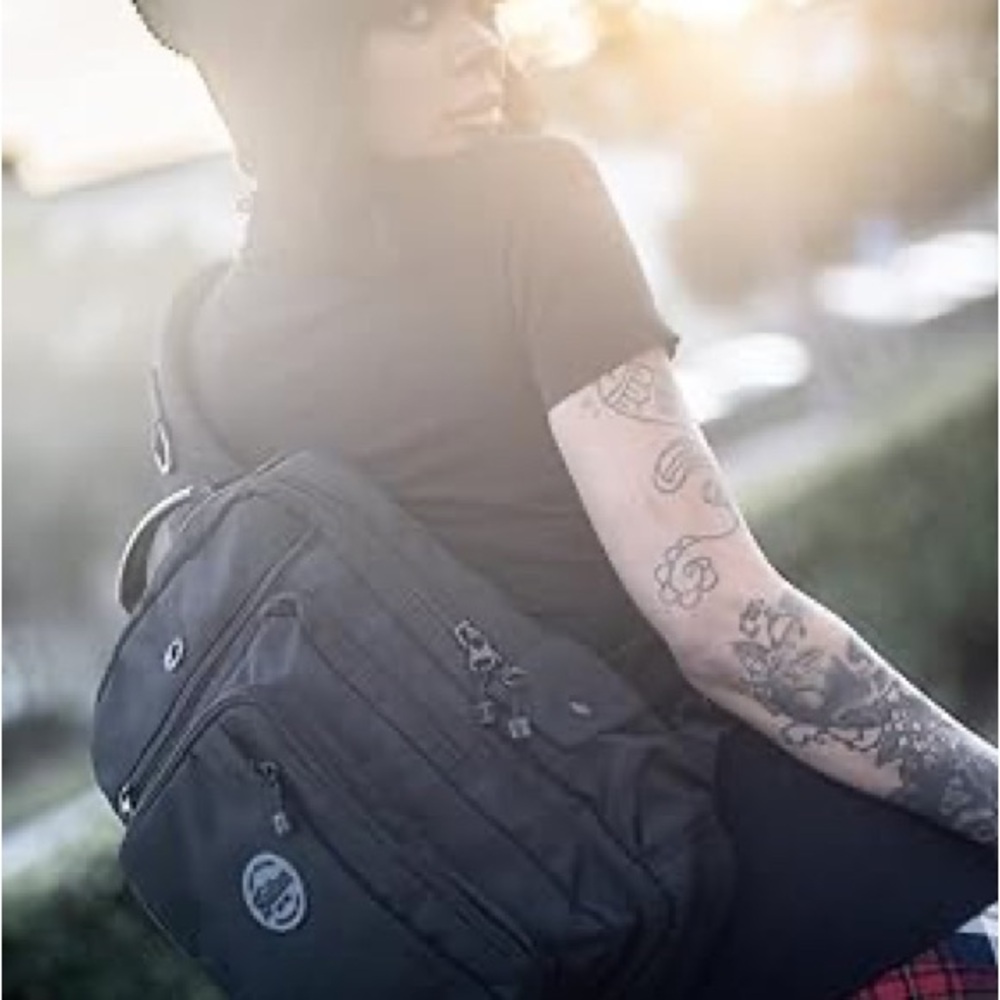 Sullen Clothing Blaq Paq Commuter Sling Bag